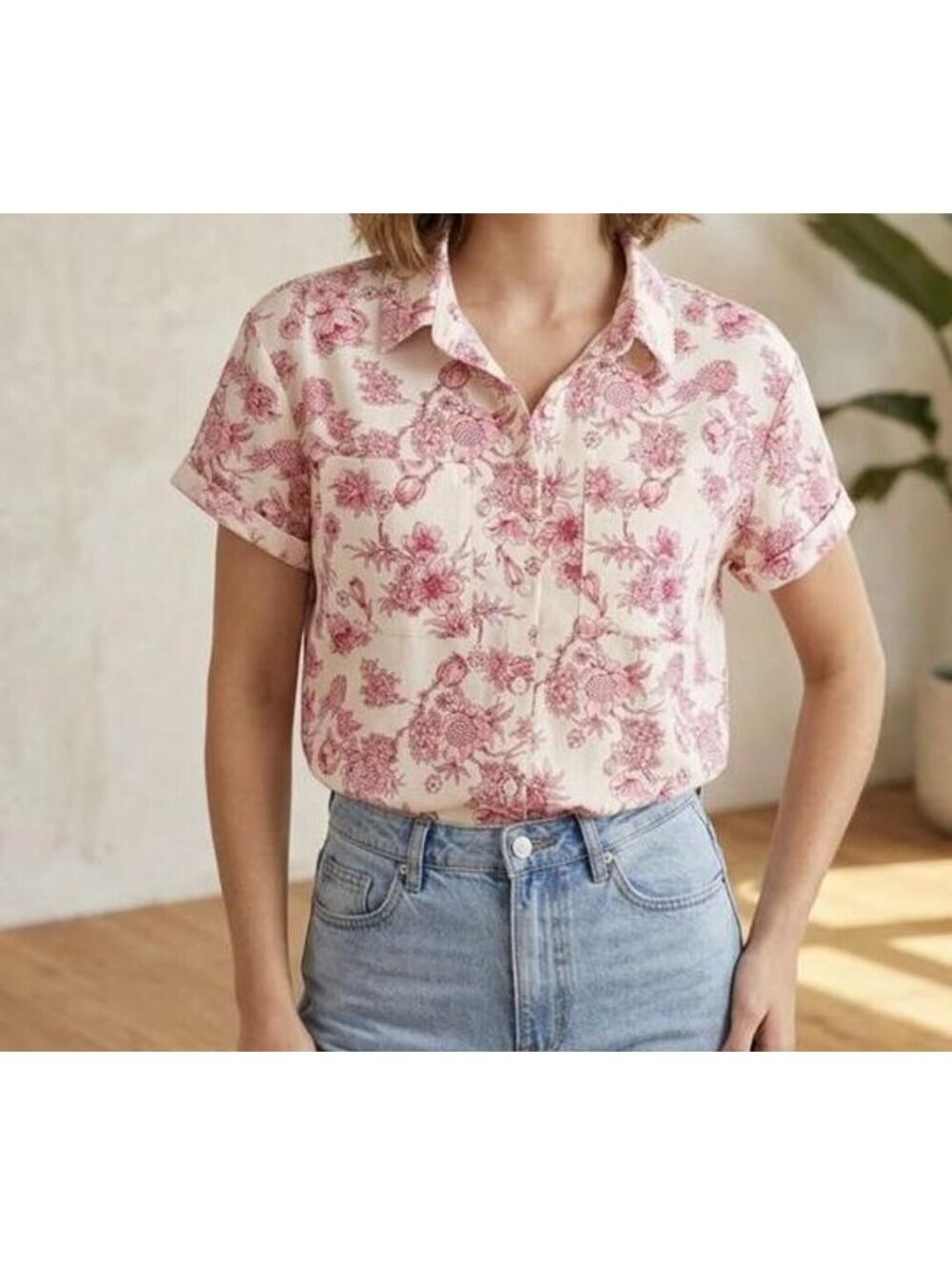 No Comment Medium Floral Print Short Sleeve Button-Up Shirt